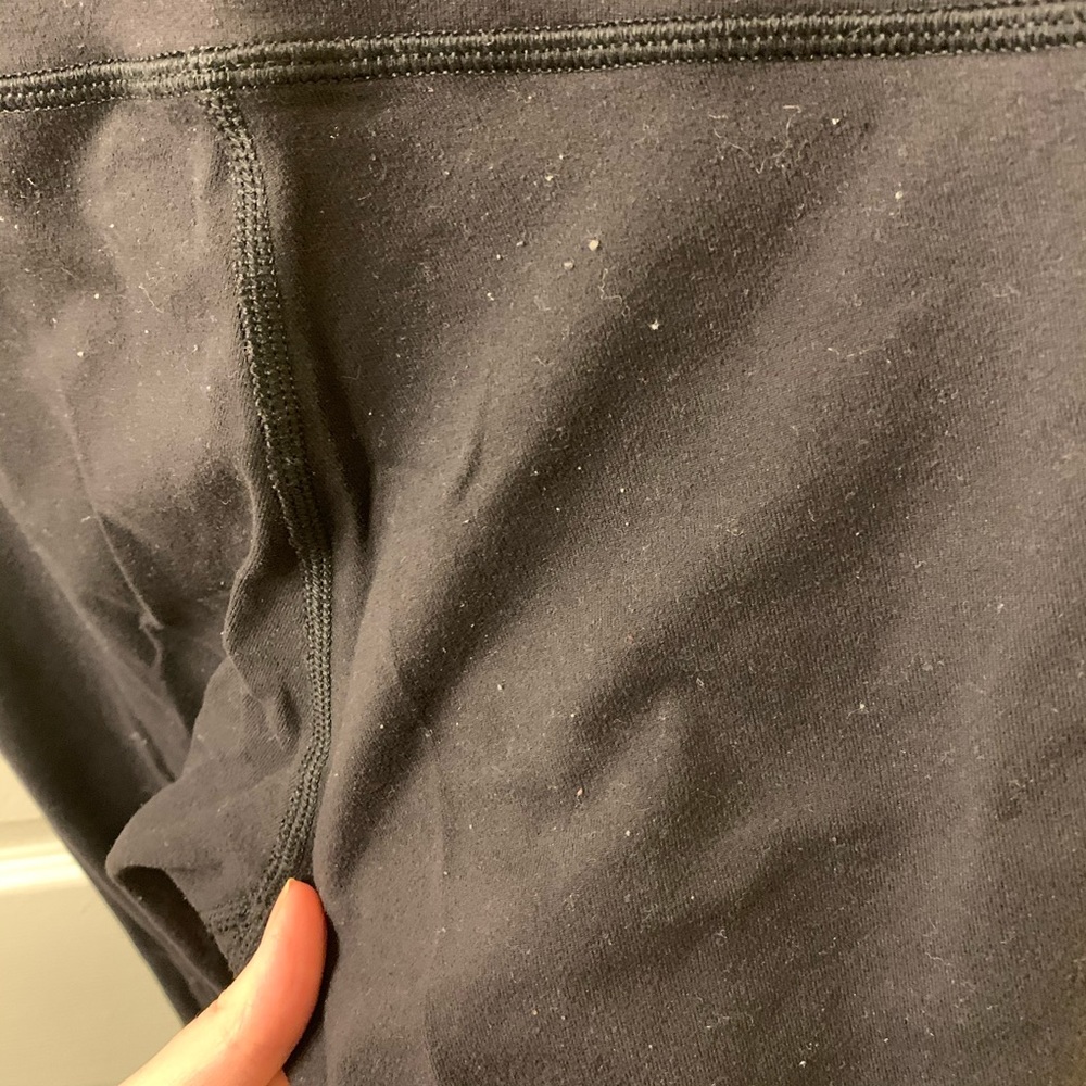WELL-WORN lulu leggings - Picture 4 of 5